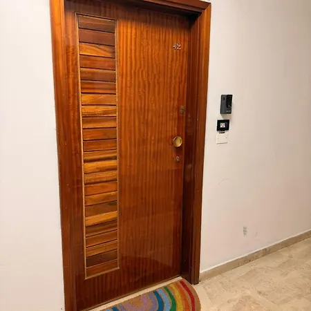 Arya & Sole Home- Nel Cuore Di Marina Centro, Apartament